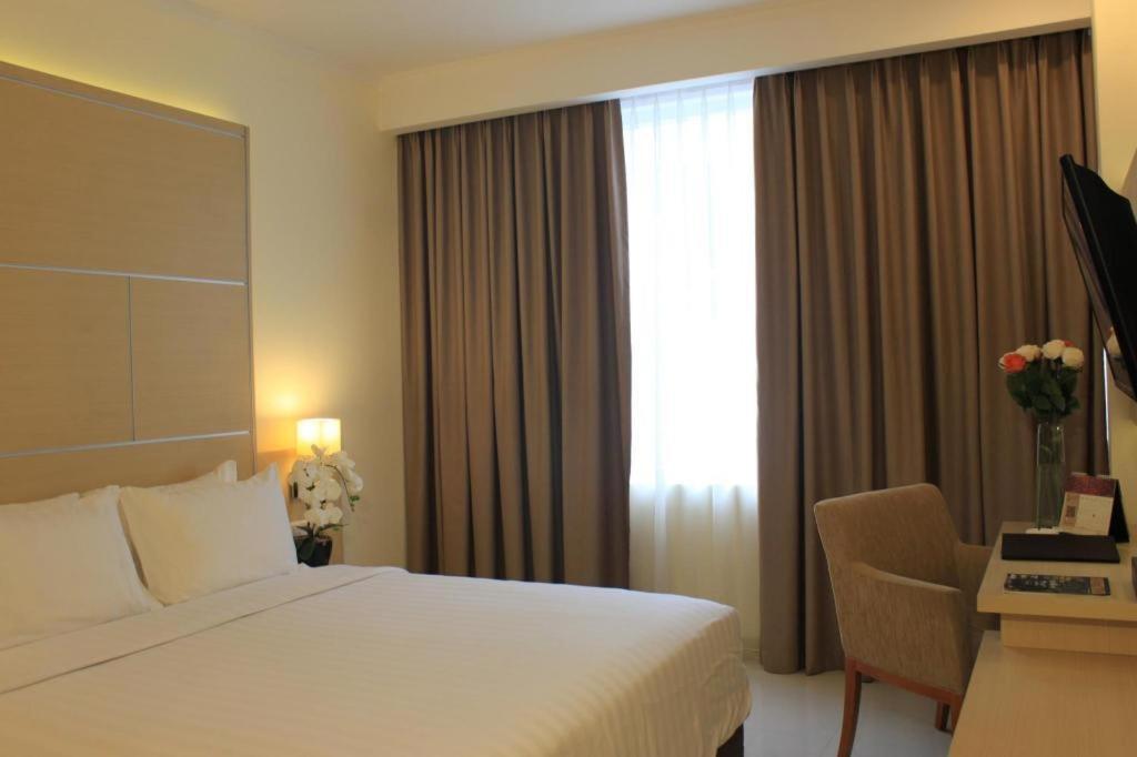 Horison Hotel Sukabumi Eksteriør bilde