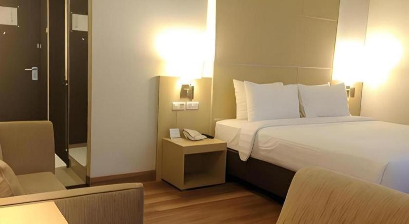 Horison Hotel Sukabumi Eksteriør bilde