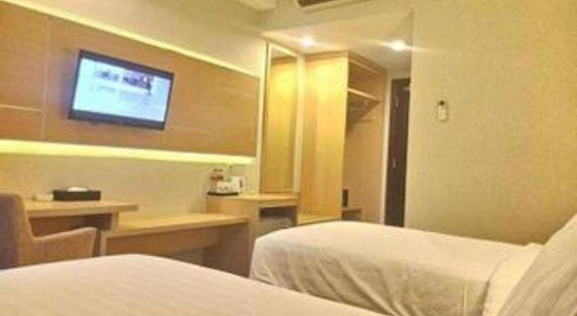 Horison Hotel Sukabumi Eksteriør bilde
