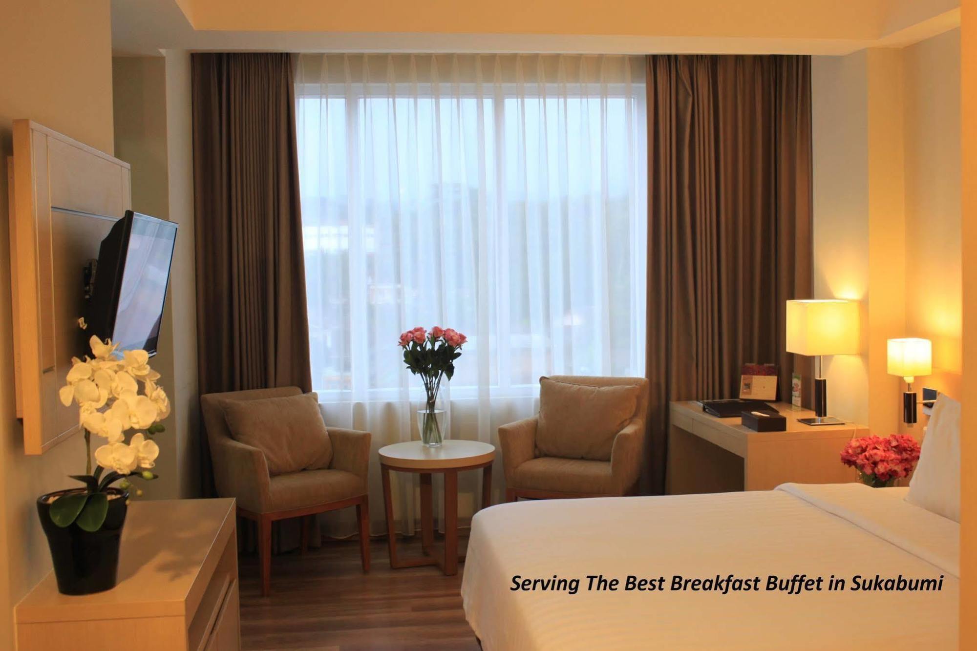 Horison Hotel Sukabumi Eksteriør bilde